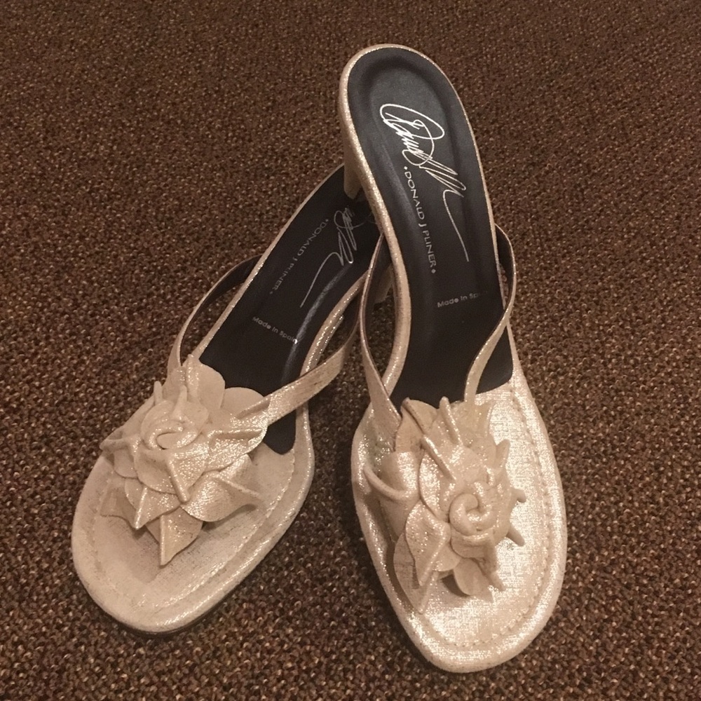 Donald Pliner sandals